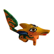 Alebrije Coyote Chico  (Madera de Copal)
