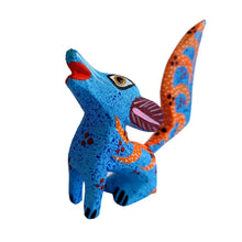 Alebrije Coyote Chico  (Madera de Copal)
