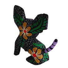 Alebrije Perrito Chihuahua Chico  (Madera de Copal)