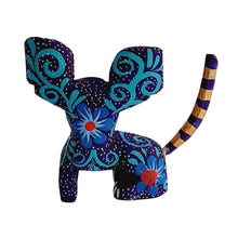 Alebrije Perrito Chihuahua Chico  (Madera de Copal)