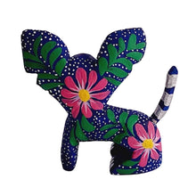 Alebrije Perrito Chihuahua Chico  (Madera de Copal)