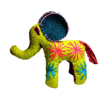 Elefante Mediano  (Muñeco de Lana)