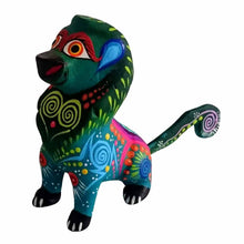 Alebrije León Azul Taller Jacobo y María Ángeles (Madera de Copal)