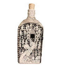 Botella de Cerámica Finamente Decorada a Mano con Escenas Típicas. (Alfarería Artística) PIEZA ÚNICA