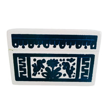 Caja Olinalá Mini Rayado (Blanco /Azul Marino) Conejos