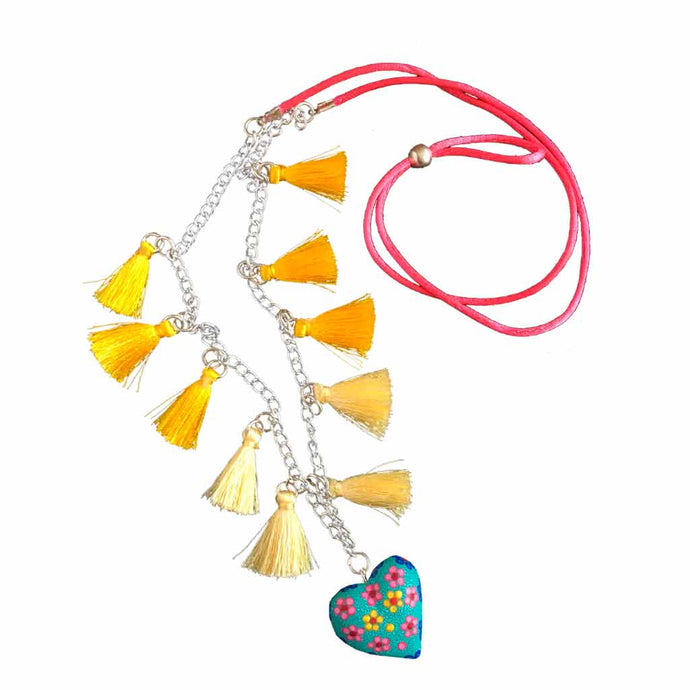 Collar Dije Corazón Alebrije,  10 Motas, Cadena.  Taller Jacobo y María Ángeles (Madera de Copal)