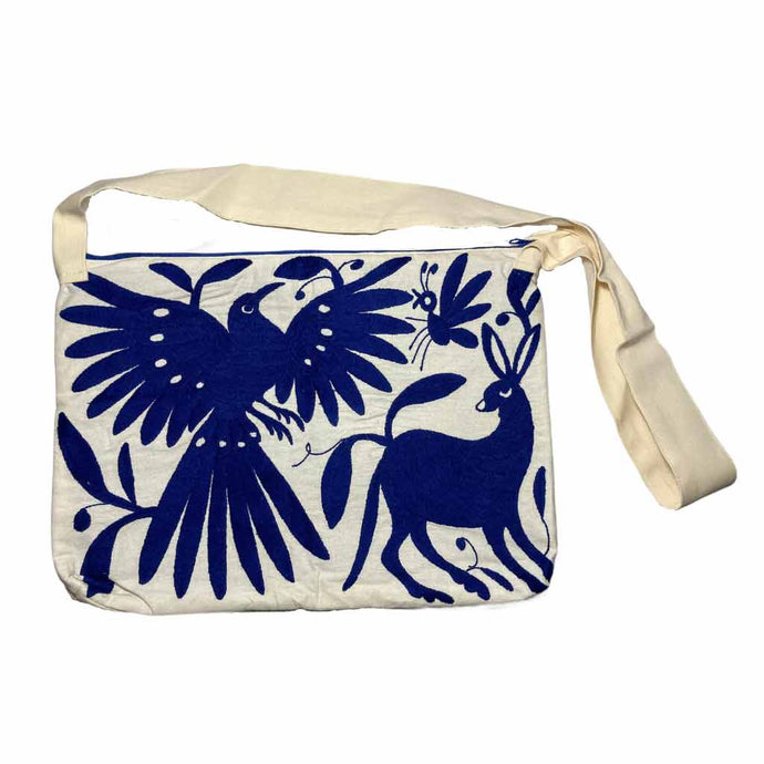 OxM.Mx Bolsa Morral Grande Dama Bordada en Tenango Artesanía otomí mexicana realizada en Tenango de Doria, Hidalgo. Producto Mexicano. Producto Artesanal. Hecho en México.