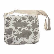 OxM.Mx Bolsa Morral Grande Dama Bordada en Tenango Artesanía otomí mexicana realizada en Tenango de Doria, Hidalgo. Producto Mexicano. Producto Artesanal. Hecho en México.