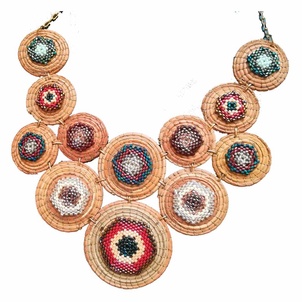 Pectoral 12 círculos Mandala Miyuki chico multicolor (elaborado con hoja de pino)