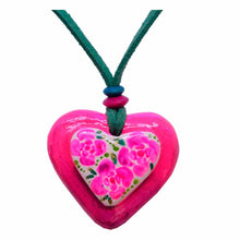 Collar Sagrado Corazón Rosas Rosas (Papel Maché)