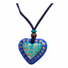 Collar Sagrado Corazón Turquesa (Papel Maché)