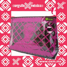 Cosmetiquera Jalisco. Diseño contemporáneo mexicano, cosmetiquera elaborada de PVC flexible y auténtico papel picado. Benik. Frida