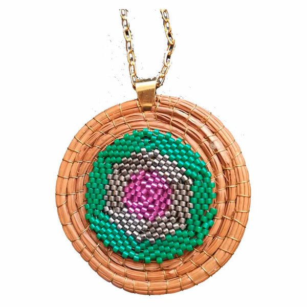 Medallón Mandala Miyuki Mediano (elaborado con hoja de pino)